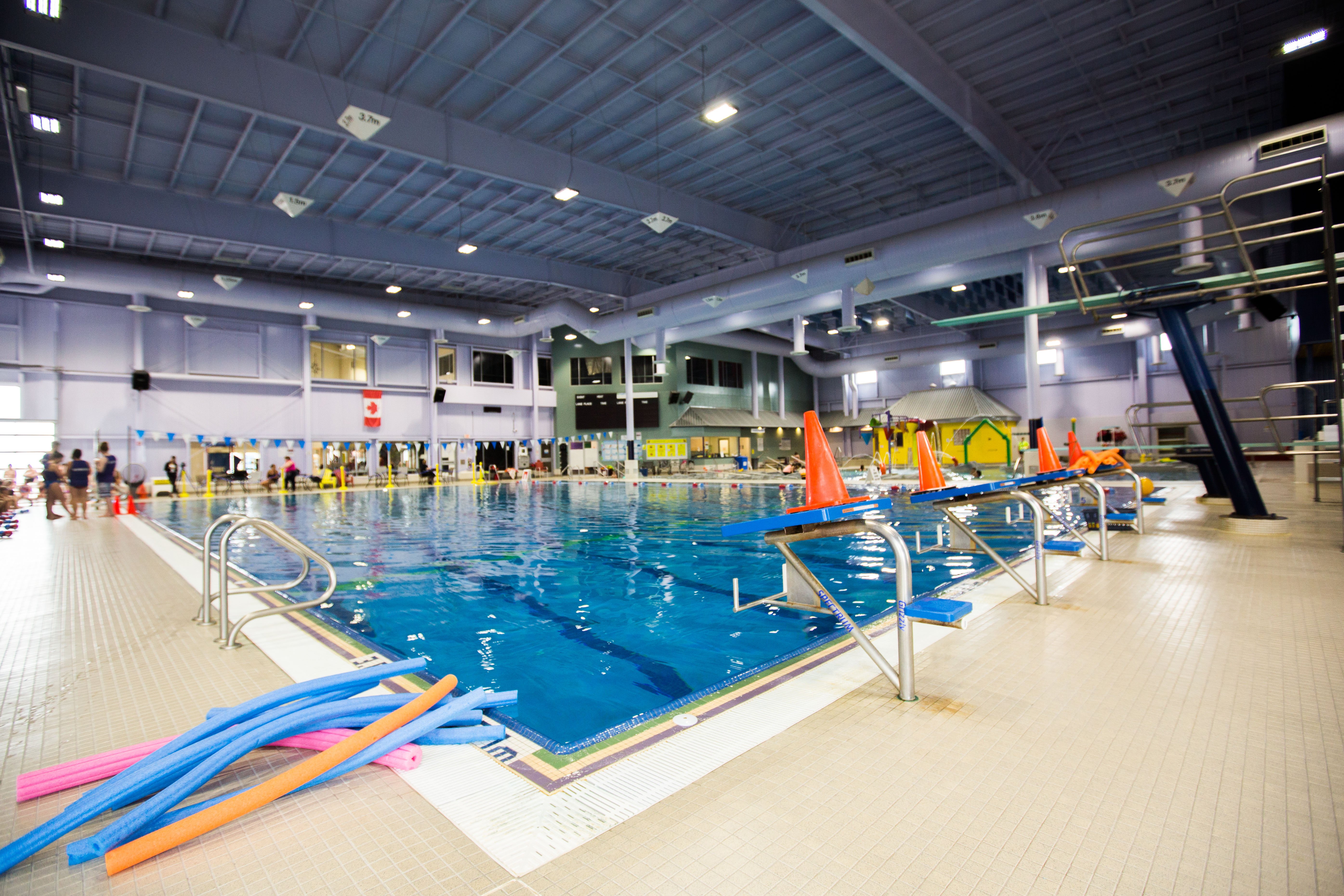 Photo of the lap pool with swimming lanes at the Kenn Borek Aquatic Centre