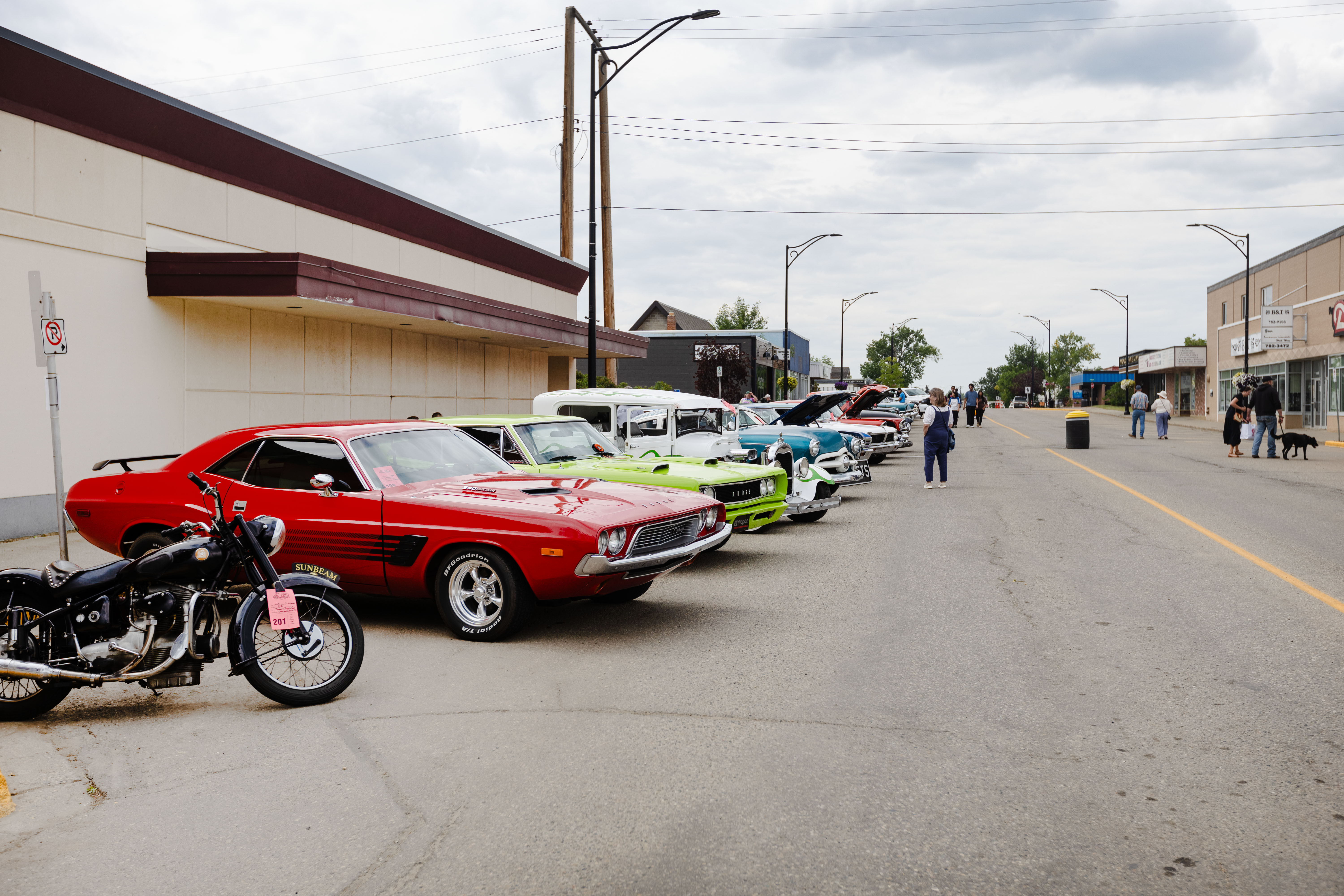 Picture of people playing in a pool